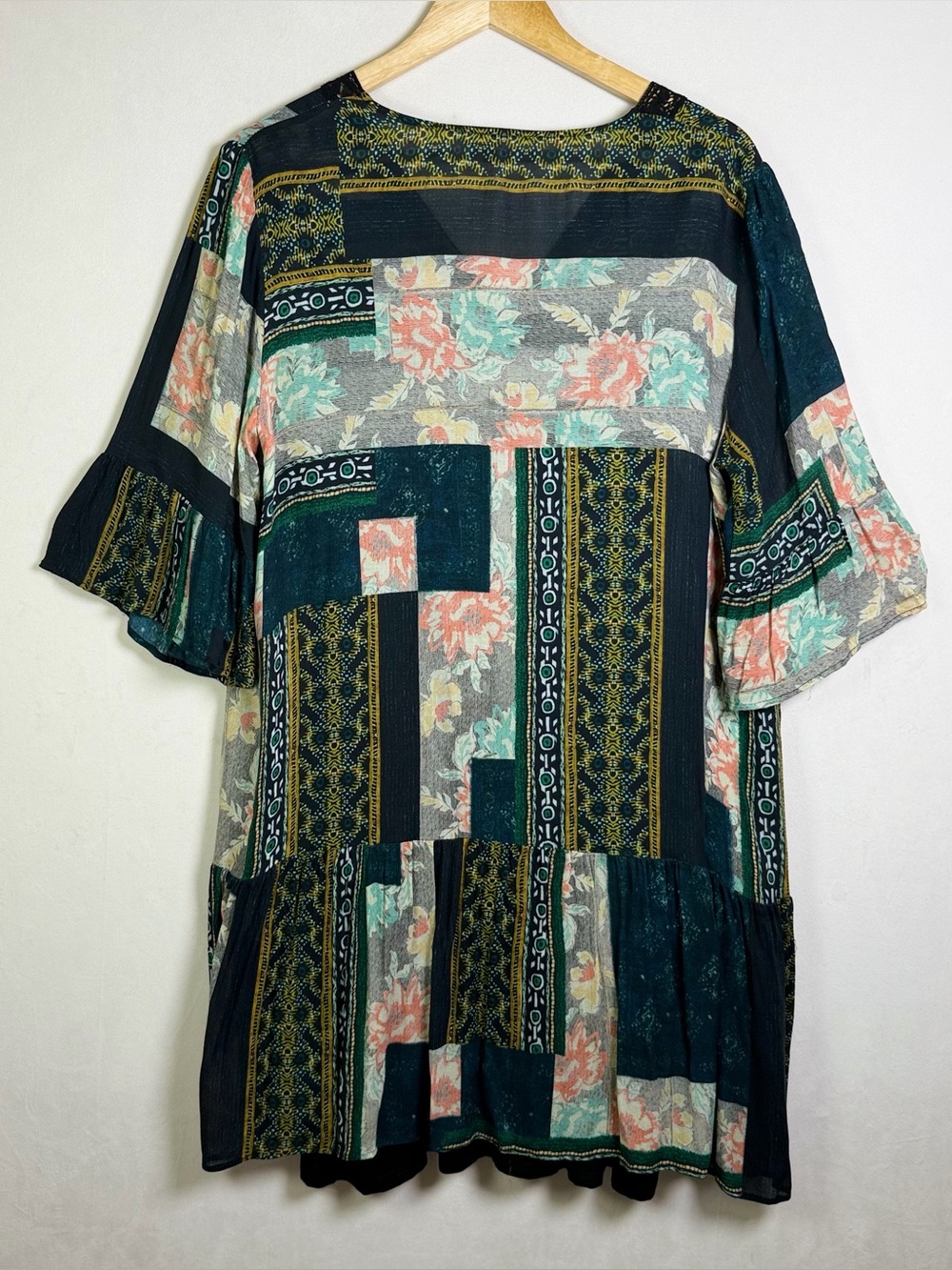 Maeve Anthropologie L Patchwork Floral Dress Lace Bell Sleeve Boho Whimsigoth - Picture 8 of 9